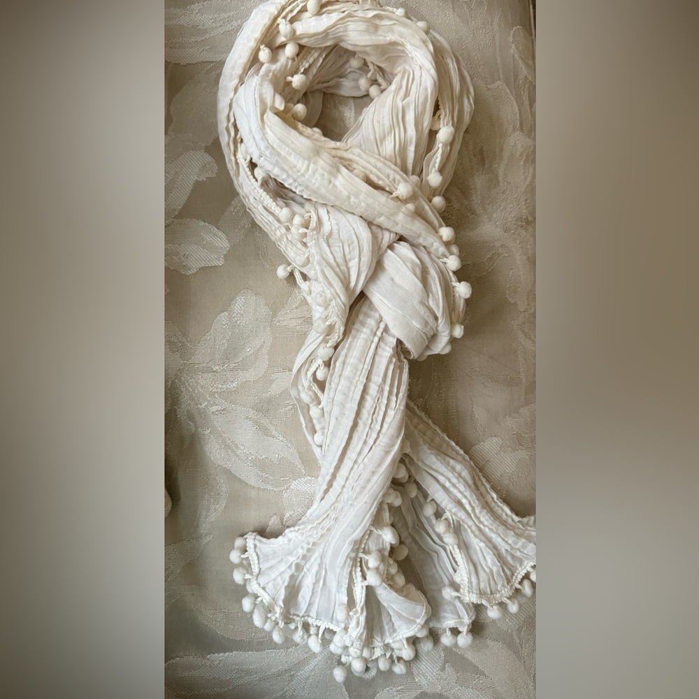 Cream Pom Pom scarf